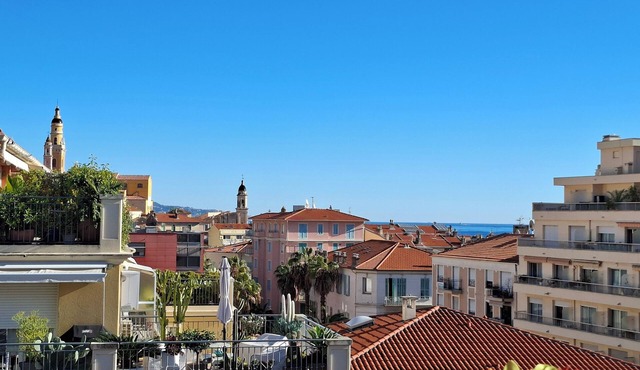 NEW! T2, 35m2, quiet, A/C, near beaches, 47 sqM terrace