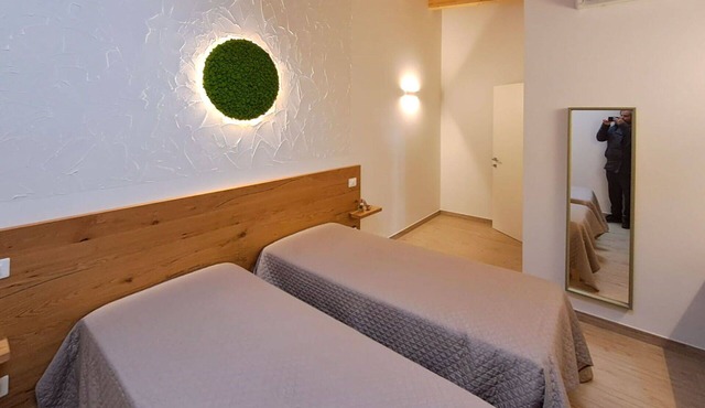 Nice apartment in villa for 4 guests with A/C, WIFI and TV