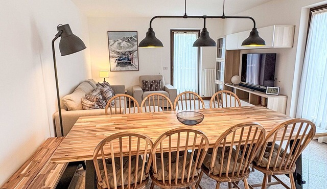 Nice apartment for 8 guests with WIFI, TV and balcony