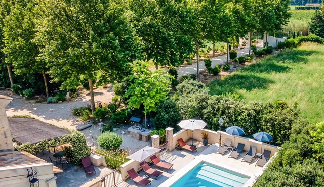 Nice home in Vallabregues