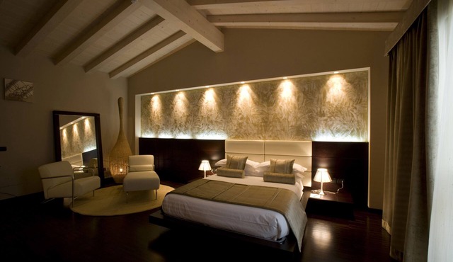 OneMhotel
