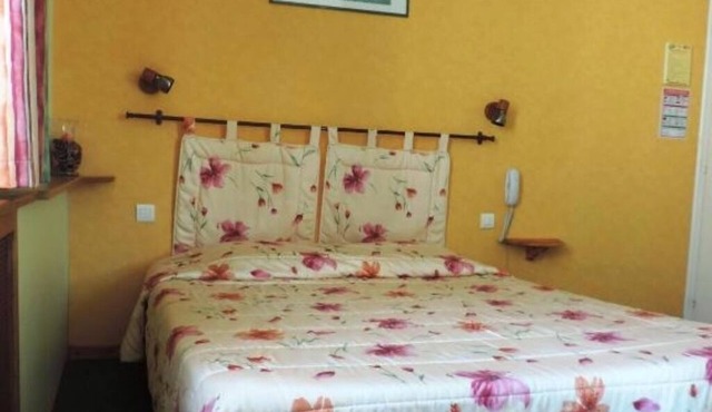 Pet-Friendly Double Room inside 17th-Century Convent | Near Local Cafés