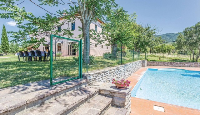 Pet friendly home in Arezzo (AR)