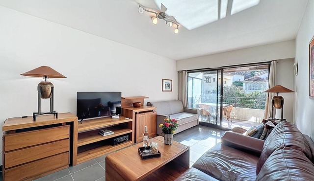 PON2 - 2-room apartment with a pool and terrace