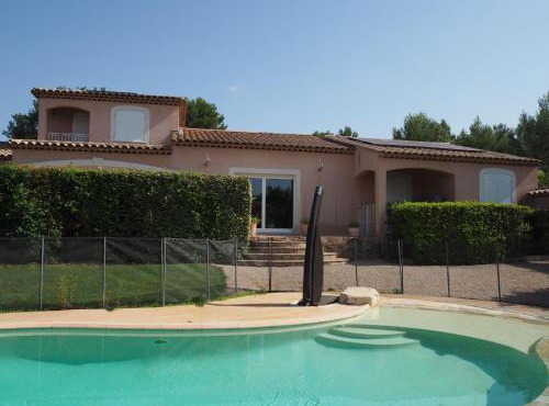 Premium villa with garden and pool, Lambesc