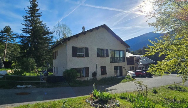 Quiet 3-room apartment on the garden level in the mountains