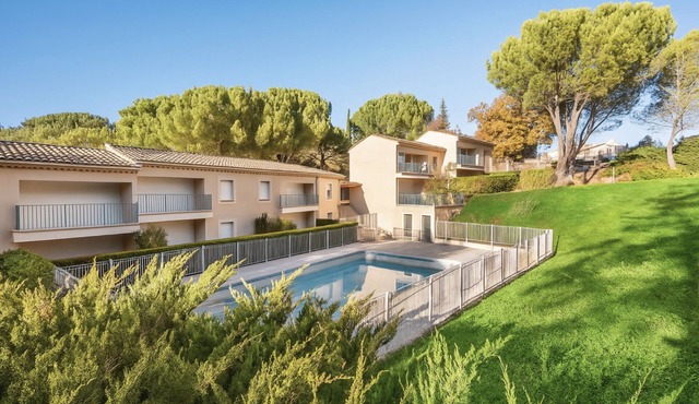 Résidence ALBIZIA ★ Swimming pool & Parking ★ Opposite the Château ★ Thermal baths ★ Renovated 2026