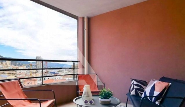 Renovated Premium Apartment for 6 People Air Conditioning Terrace Monaco on Foot Parking