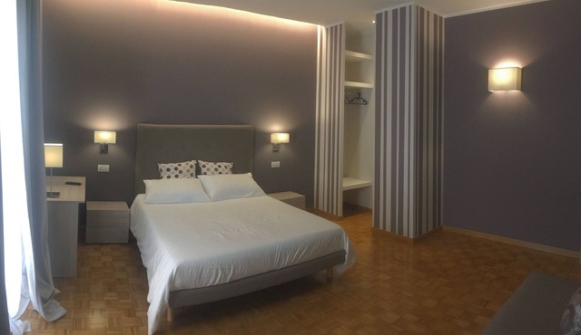 Robin Rooms