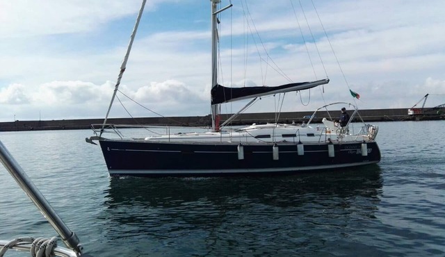 Sail Boat to Navigate to Amalfi Coast