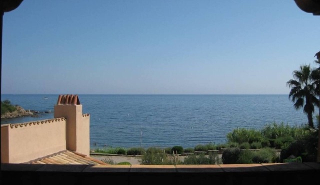 Saint Tropez Ramatuelle: Large detachable family house on the beach near St-Tropez and RamatuelleHouse with garden