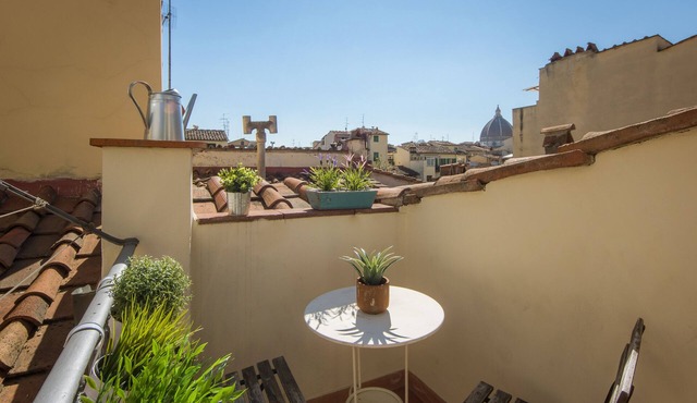 San Lorenzo Terrace Duomo View, near the SMN station, Tram, Market. AC provided