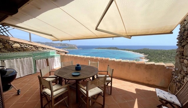 SAN TEODORO PUNTA EST STUPENDO TRILOCALE VISTA MARE