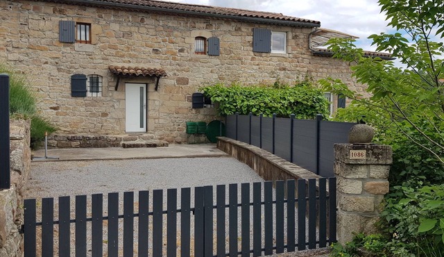 Self catering accomodation Ardèche méridionale Les Vans CAPACITE maxi 4/5 persons