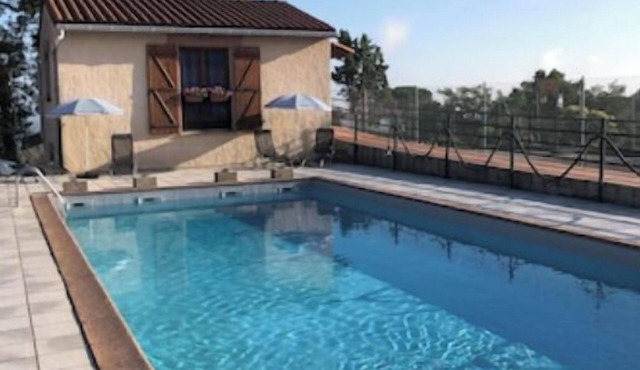 Semi-Detached Cottage in St. Ferréol-le-Lac/Vacation at the Foot of the Montagne Noire