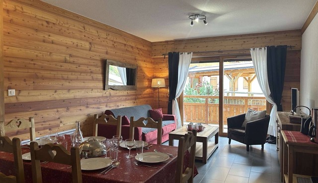 Ski-In/Ski-Out Apartment, 6 Guests, Terrace & Private Ensuite