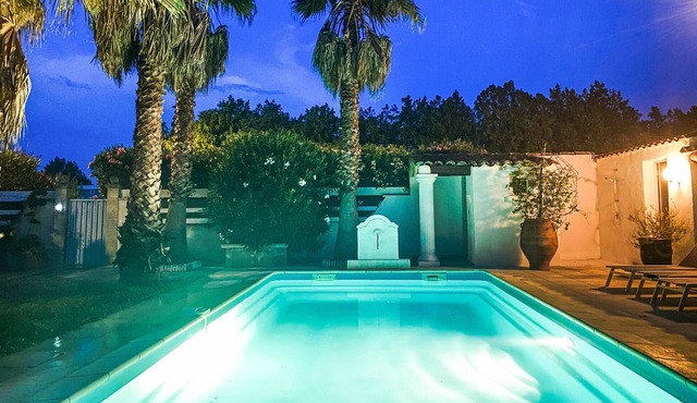Spacious, idyllic vacation home with pretty outdoor area and great pool.
