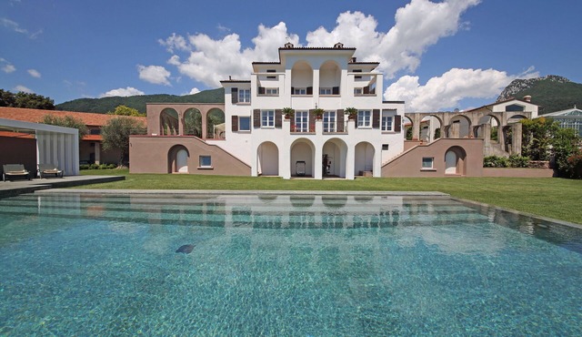 Storica Luxury Mansion