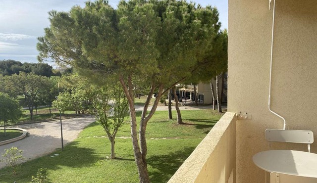 Studio équipé avec parking à Balaruc-les-Bains - FR-1-553-134