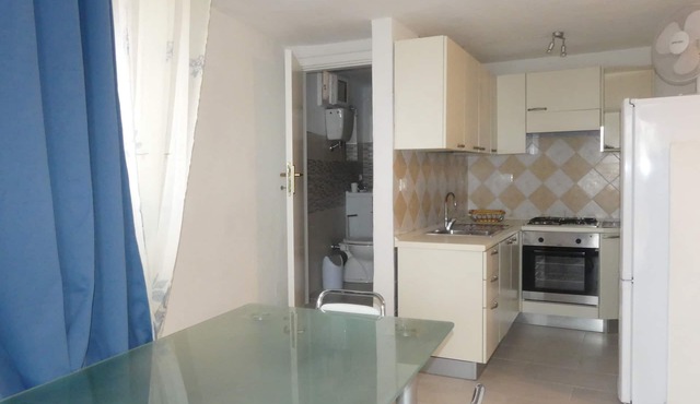 Studio apartment in Isola del Giglio locality Castello
