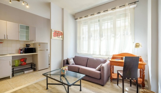 Studio Apartment 'Residence Les Palombes' with Wi-Fi and Air Conditioning