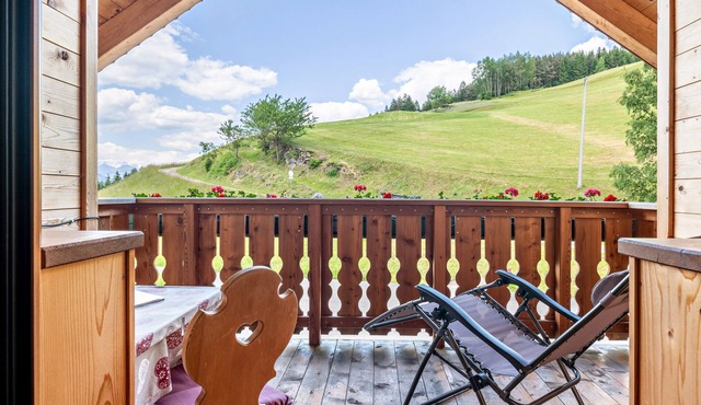 Studio Apartment 'Solerhof Apt Romantik' with Mountain View, Garden & Wi-Fi