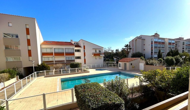 Studio with private parking, near the beach