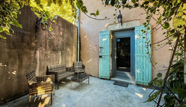 Stunning home in Cabannes with WiFi