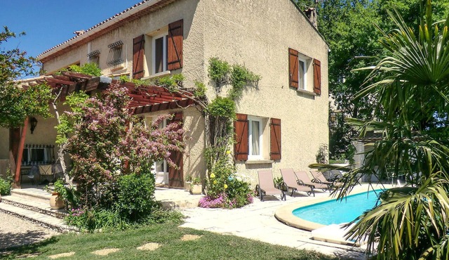 Stunning home in Vedène