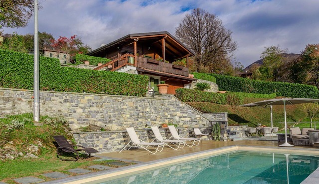 Stunning private villa for 6 people with WIFI, private pool, A/C, TV, terrace and panoramic view