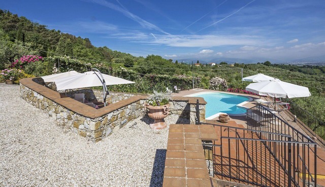 Stunning private villa for 14 people with A/C, private pool, WIFI, TV, terrace and panoramic view