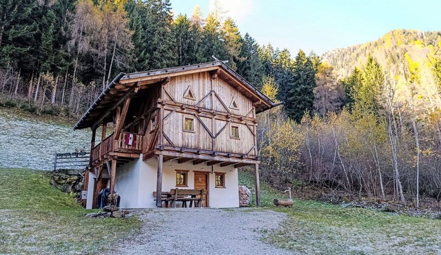 Stunning private villa for 8 guests with patio, pets allowed and panoramic view