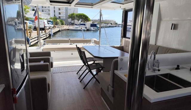 Sun-Kissed Sailing Adventure in Provence-Alpes-Côte d'Azur