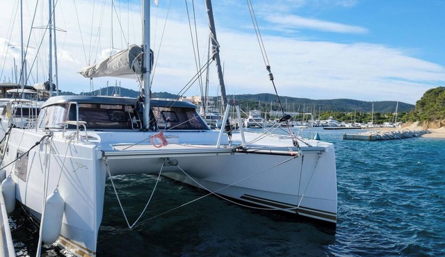 Sun-Kissed Sailing Adventure in Provence-Alpes-Côte d'Azur