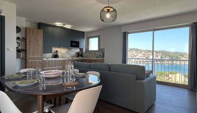 T3 Apartment with Air Conditioning, WIFI and Parking - Banyuls-sur-Mer
