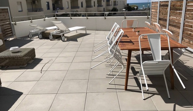 Terrasse ensoleillée : appartement 1 chambre 1 cabine vue mer terrasse