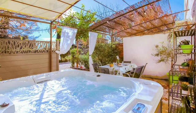 This charming and characterful farmhouse is ideal for your relaxing vacation.