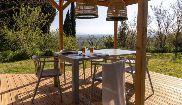 Tranquil French Gîte with Pool, A/C and Stunning Views Near Carcassonne