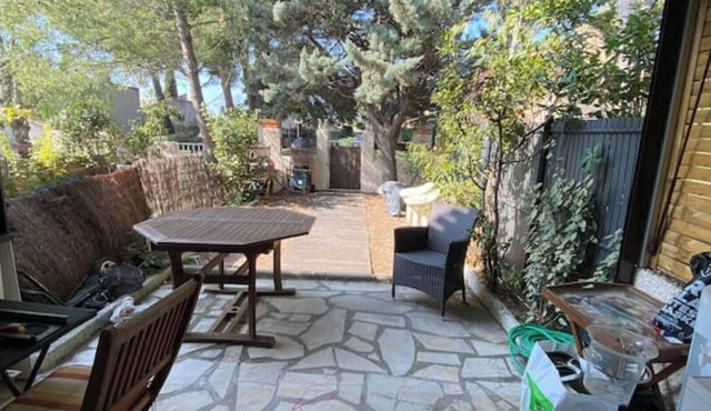 Very nice studio Sr Cyr sur mer on the beachfront