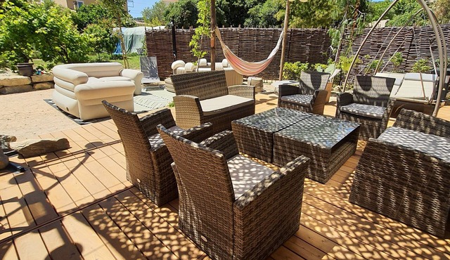 VILLA 5 ÉTOILES AVEC PISCINE INTÉRIEURE LA CIOTAT COTE D'AZUR JACUZZI EXTÉRIEUR