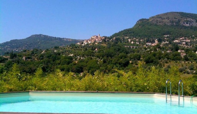 Villa au calme 2 maisons ,vue panoramique,piscine