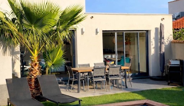 Villa Baléares: Private Pool, Air Conditioning, WiFi, Parking, Golf Course & Lake