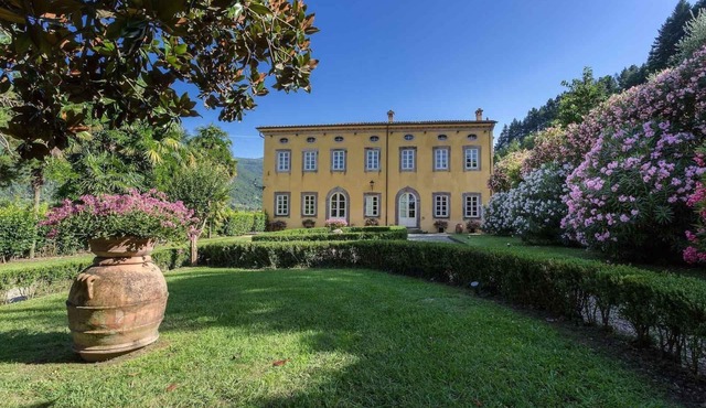 Villa Controni .