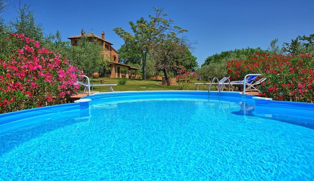 Villa Corolle - Country House with private swimming pool in Montepulciano, Orcia Valley, Tuscany