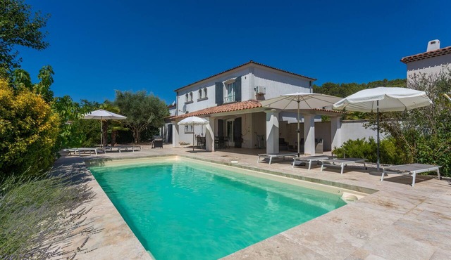 Villa 'Etoile' with Private Pool, Wi-Fi and Air Conditioning