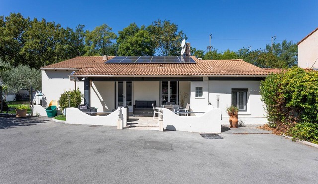 Villa 'Hacienda' with Private Pool, Wi-Fi and Air Conditioning
