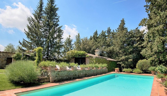 Villa in Castellina w Pool Garden Winery