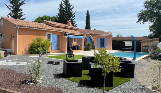 Villa in the Var on the Côte d'Azur with a private pool, absolute tranquility in Provence – Secure parking