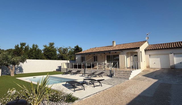 VILLA ISAURE