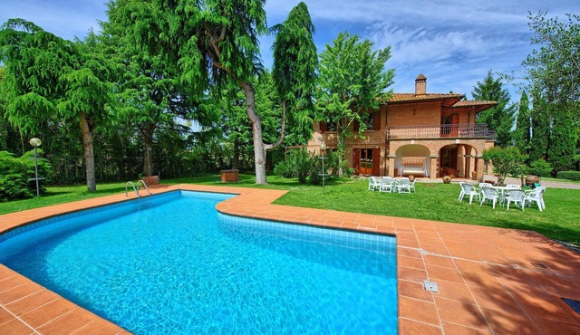 Villa Lauretana - Vacation Rental in Torrita di Siena, Tuscany